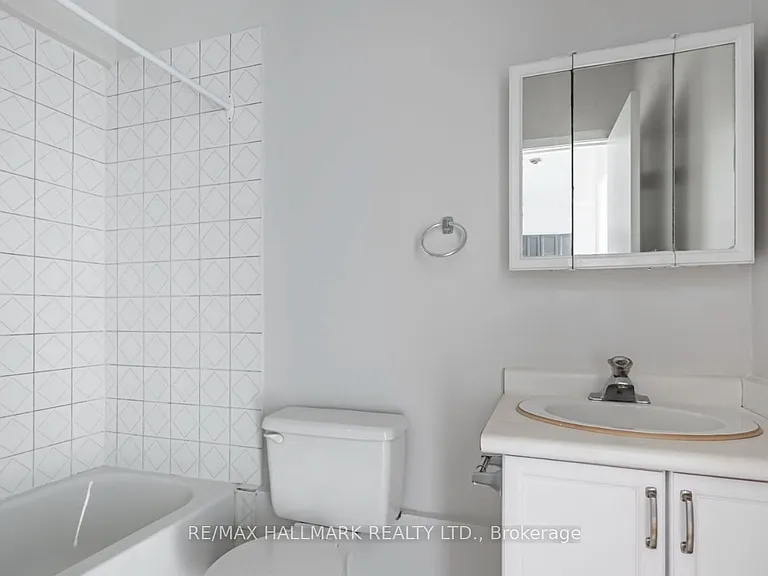 2831 Kingston Rd #A5 — Photo 12