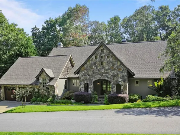 36 Somerset Ln, Cartersville, GA 30121