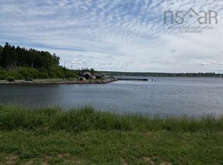 Main St, Mulgrave, NS B0E