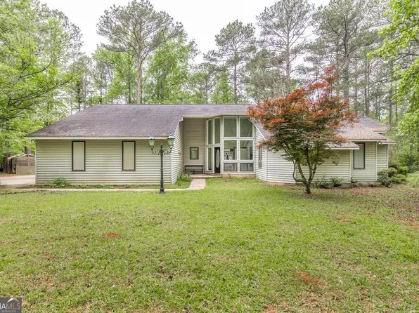 174 Greenwood Rd, Gray, GA 31032