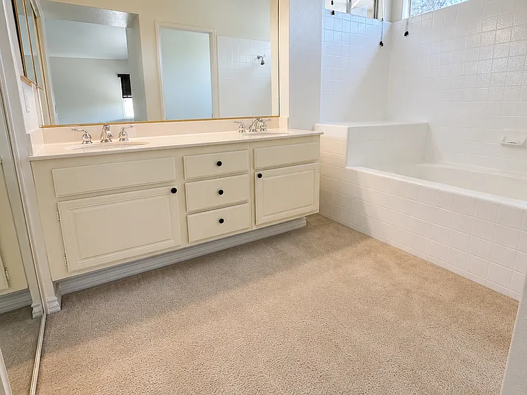 15434 Ficus St — Photo 22