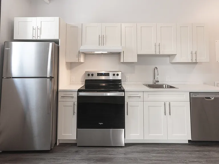370 Stradbrook Ave #1 — Photo 25