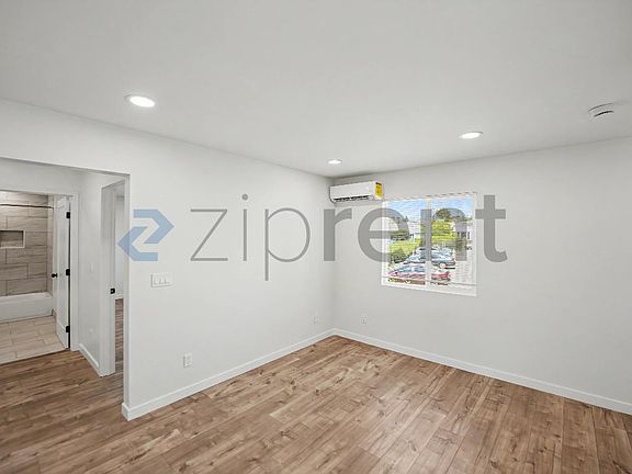 4th image of 1412 1/2 N Hazard Ave