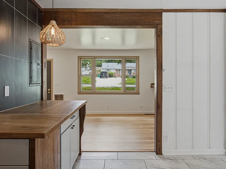 2923 Dunmore Dr — Photo 17