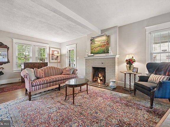 5th image of 121 Villanova Rd
