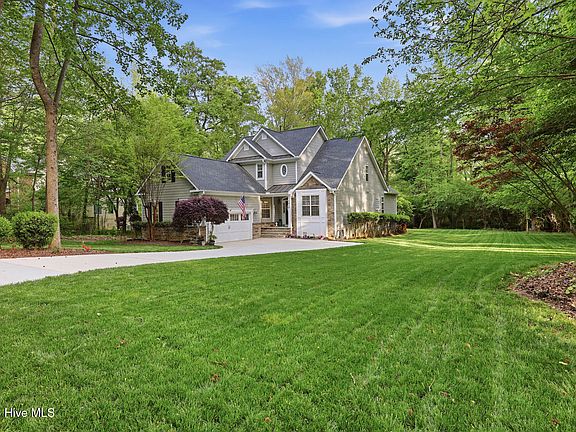 2nd image of 1412 Medfield Road