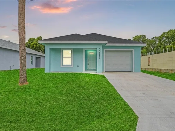 3212 Jeffcott St, Fort Myers, FL 33916
