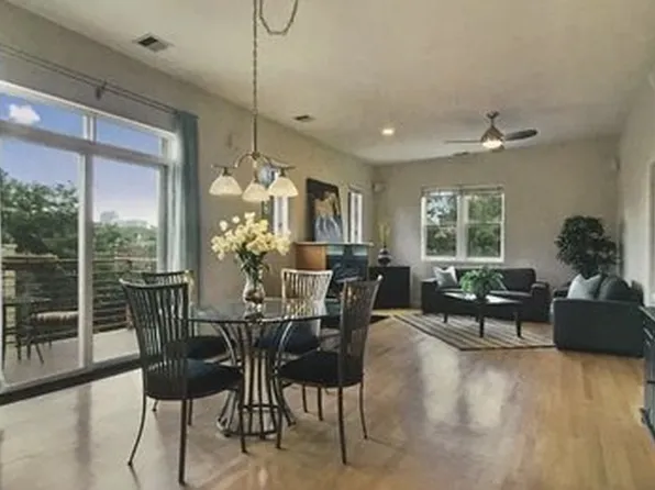 934 W Cornelia Ave #4S, Chicago, IL 60657