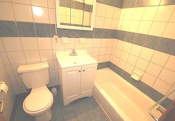 4th image of 259 W 19th St APT 3E