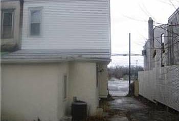 2nd image of 508 W Oak Ln