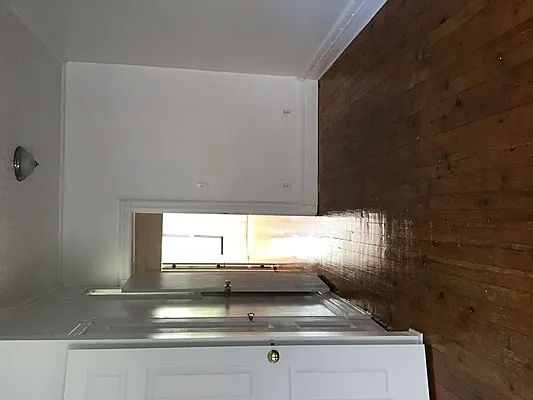 Rented by REMAX Elite | media 21