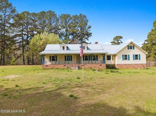 863 Fred Powell Rd, Whiteville, NC 28472