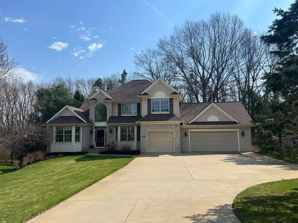 8194 Brandon Cir, Mattawan, MI 49071
