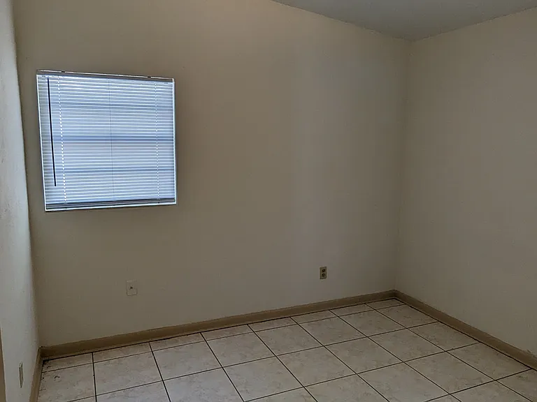1710 Rose Blvd — Photo 6