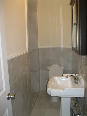 Rented by Tower Brokerage | media 44