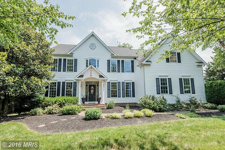 1st image of 3117 Fox Valley Dr
