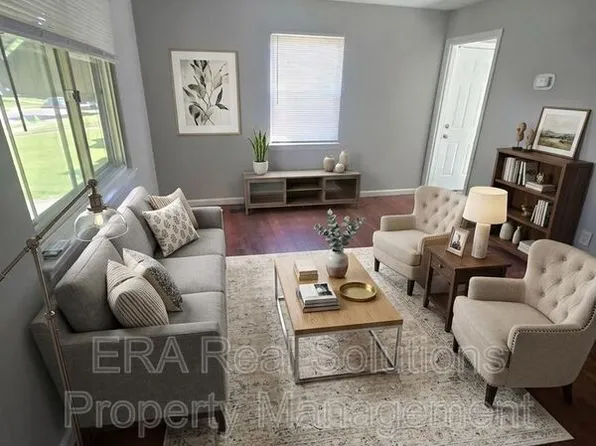 3327 McGuffey Rd, Columbus, OH 43224