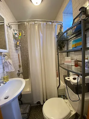 Rented by R New York | media 24