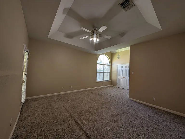 947 River Rock — Photo 17