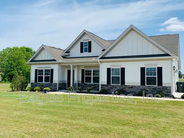 101 Duval Dr, Goldsboro, NC 27530