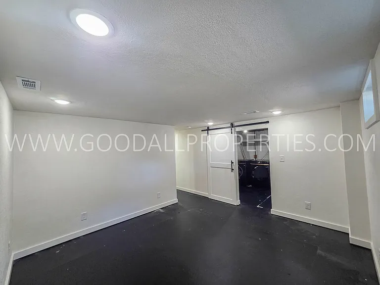 2908 78th St — Photo 15