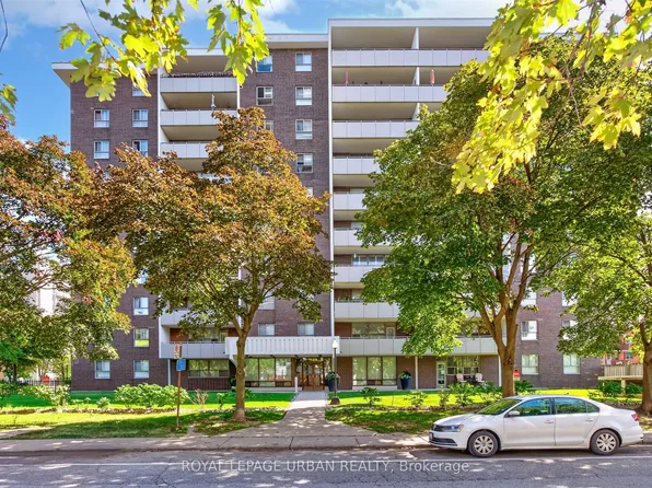 1135 Logan Ave #703, Toronto, ON M4K 3Y2