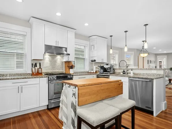 17 Copley St #2, Cambridge, MA 02138