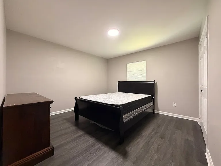140 Cumberland Ct #D — Photo 6