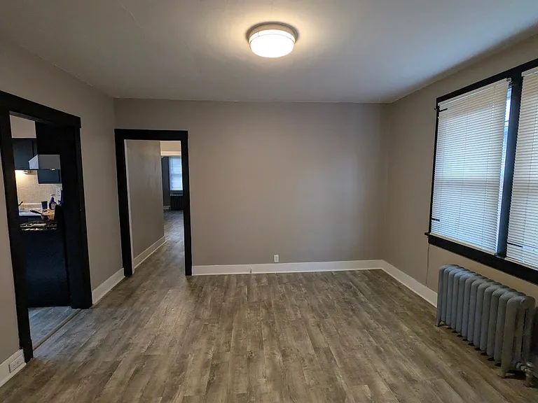 3863 Brighton Rd — Photo 11