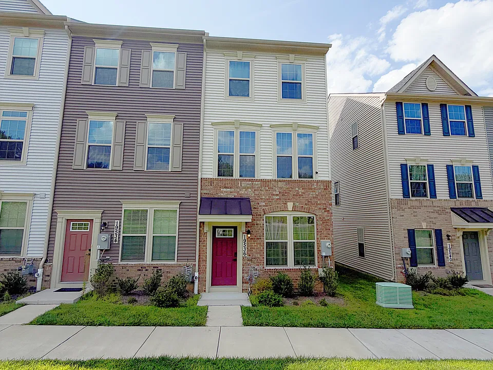 19536 Montgomery Village Ave