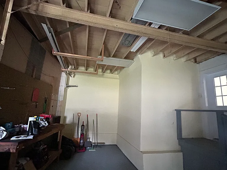 4796 N Bailey Ave — Photo 5