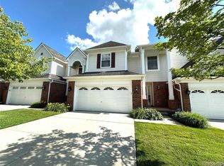 41827 Yeats Dr, Novi, MI 48377