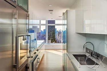 Rented by Fox Residential Group