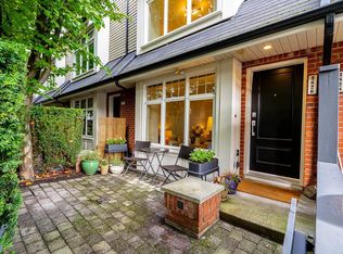 3826 Welwyn St, Vancouver, BC V5N 3Y9