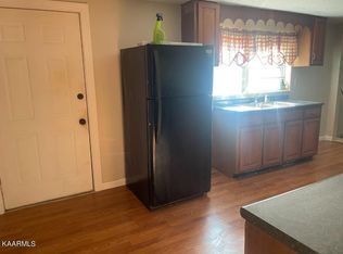 9037 Bud Hawkins Rd, Corryton, TN 37721