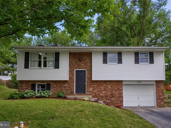 4152 Magnolia Dr, Mount Joy, PA 17552