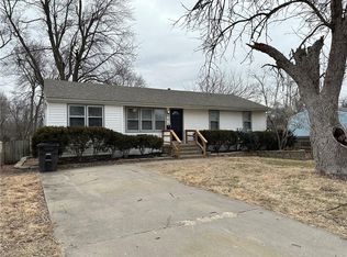 107 Melody Ln, Belton, MO 64012