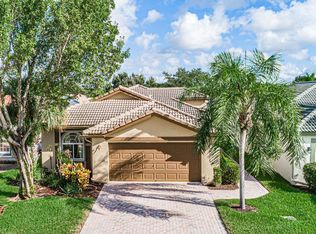 8221 Brindisi Ln, Boynton Beach, FL 33472