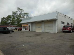 18745 Dix Rd, Melvindale, MI 48122