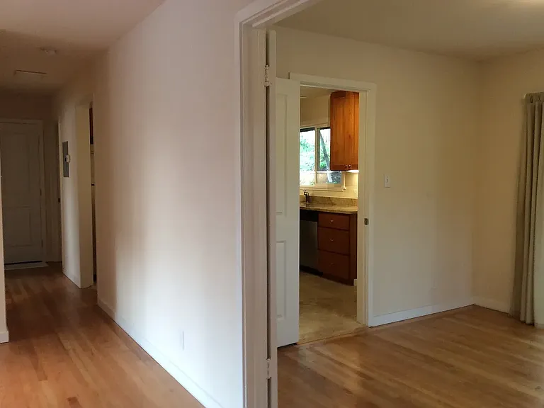10 Ash Ave #A — Photo 10