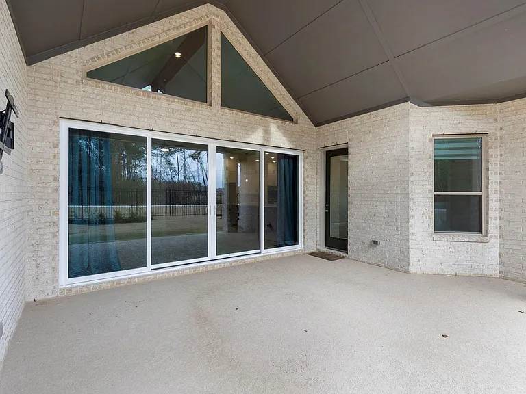15834 Meadow Crk — Photo 32
