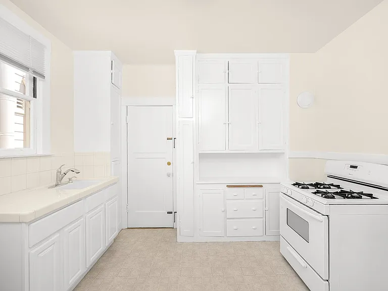 1464 Francisco St #188R — Photo 4
