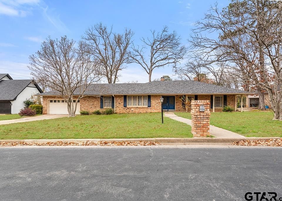 1st image of 1716 Yosemite Dr