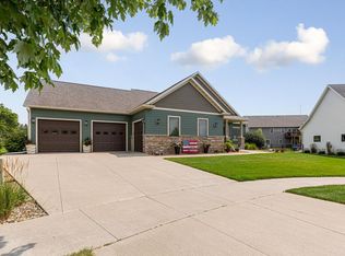 2874 Tee Time Rd SE, Rochester, MN 55904