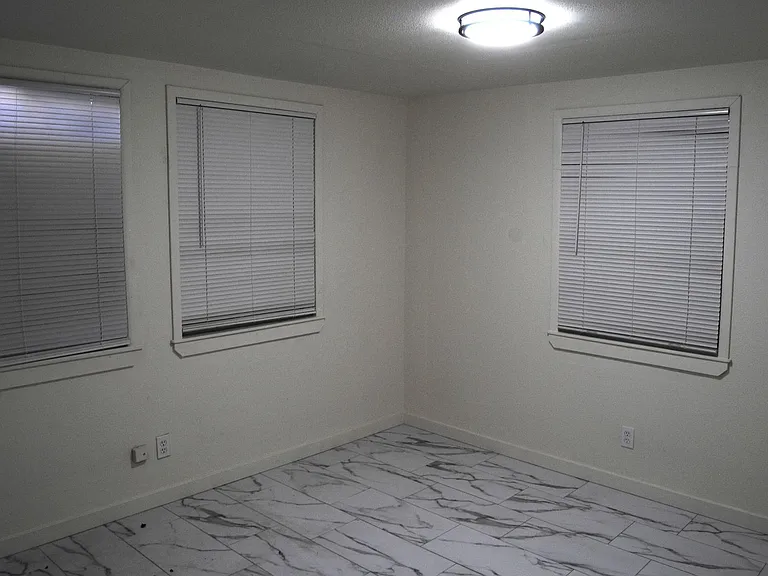 408 Oildale Dr — Photo 11