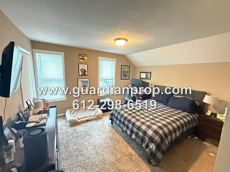 1716 Hewitt Ave — Photo 11