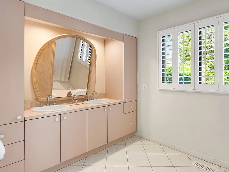 37 Bay Woods Dr — Photo 22