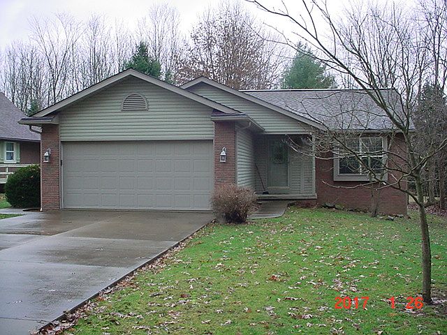 1st image of 1992 Apple Valley Dr