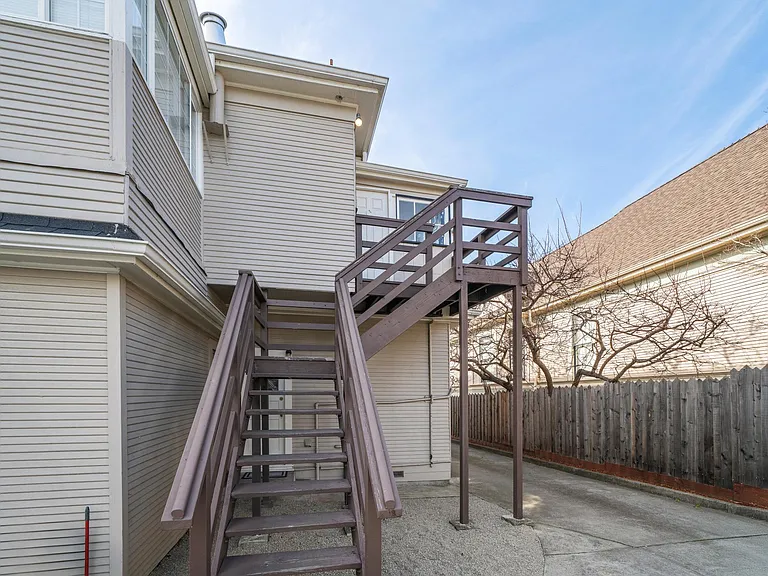 2923 Wheeler St #C — Photo 17