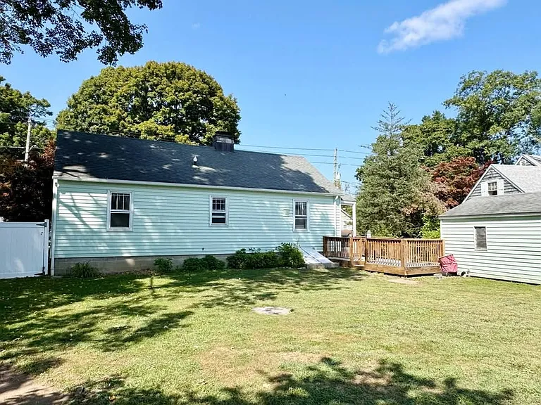 26 Mansfield St — Photo 2